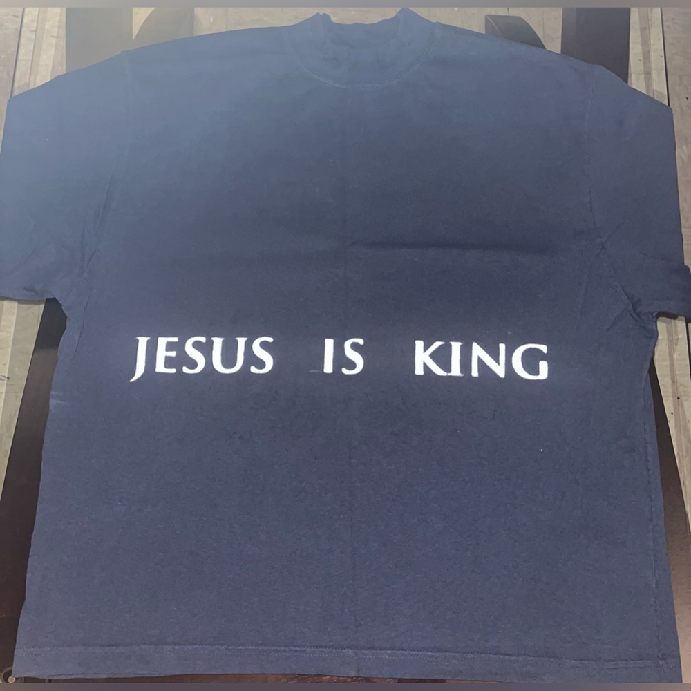 Kanye West Jesus Is King Painting T
Shirt Navy - Picture 3 of 6